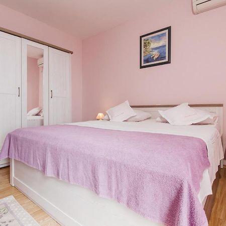 Apartment Kuzmanic Lokva Rogoznica Kültér fotó
