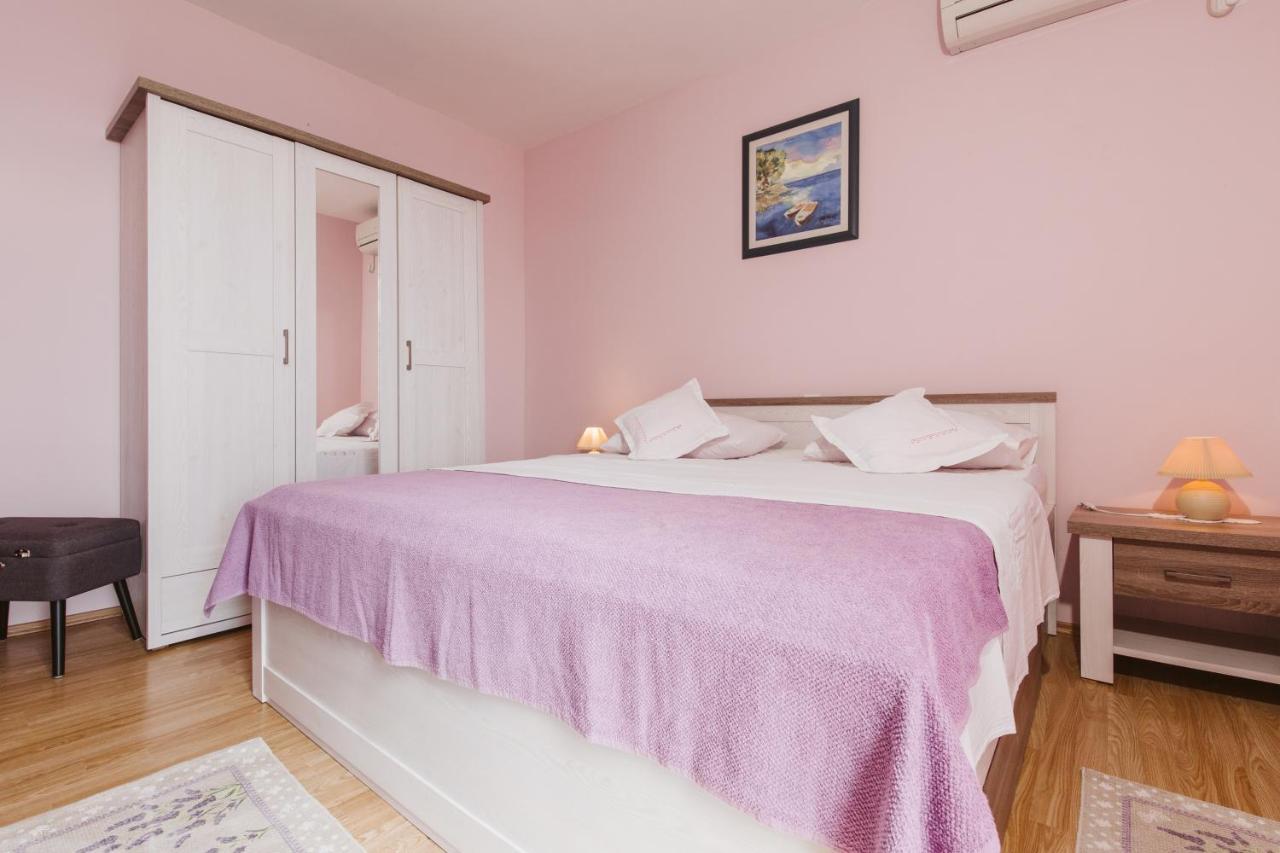 Apartment Kuzmanic Lokva Rogoznica Kültér fotó