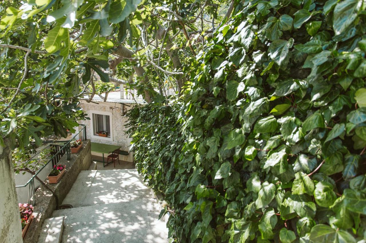 Apartment Kuzmanic Lokva Rogoznica Kültér fotó